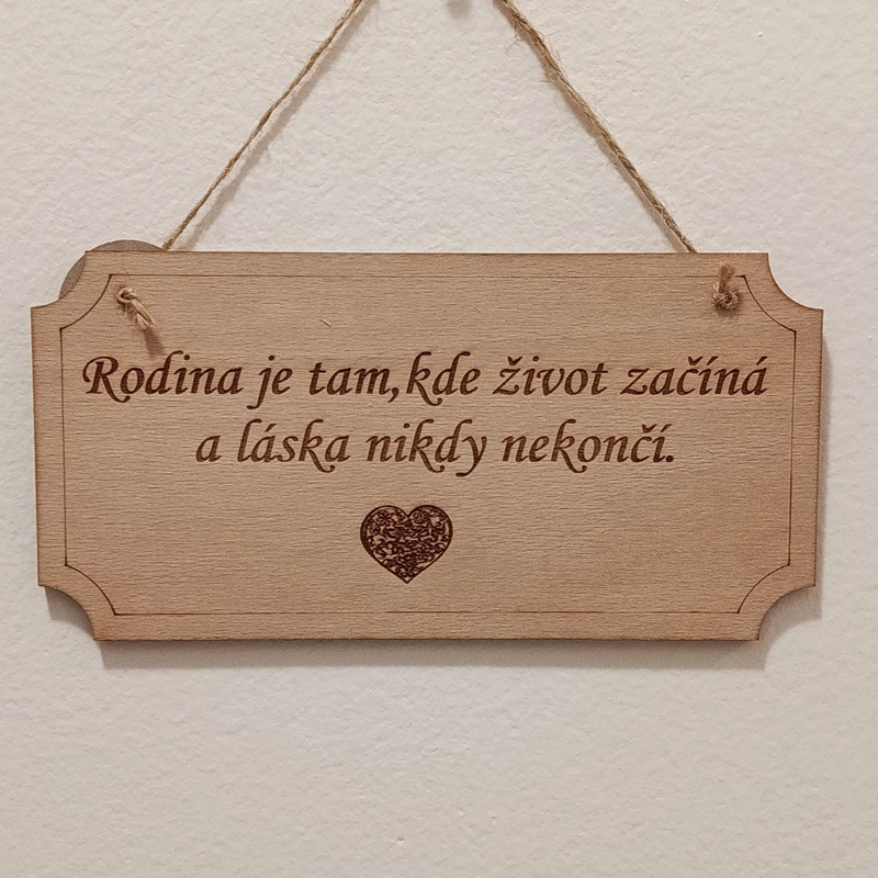 Cedulka s citátem Rodina