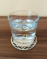 Dřevěný podtácek - symbol ÓM