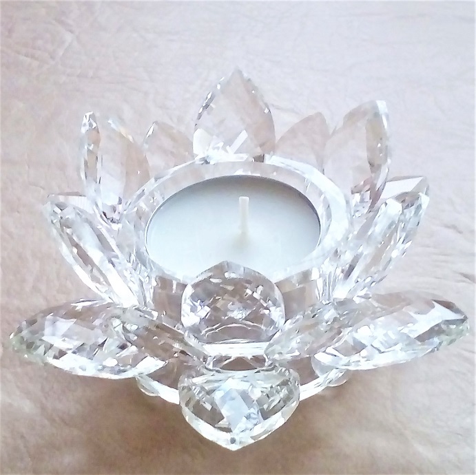 Křišťálový lotus svícen 12 cm